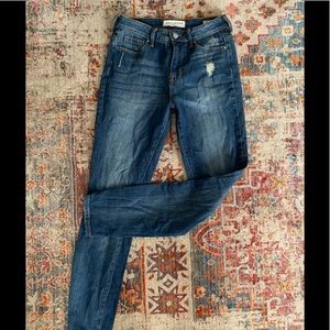 Bullhead Skinny Jeans Size 26